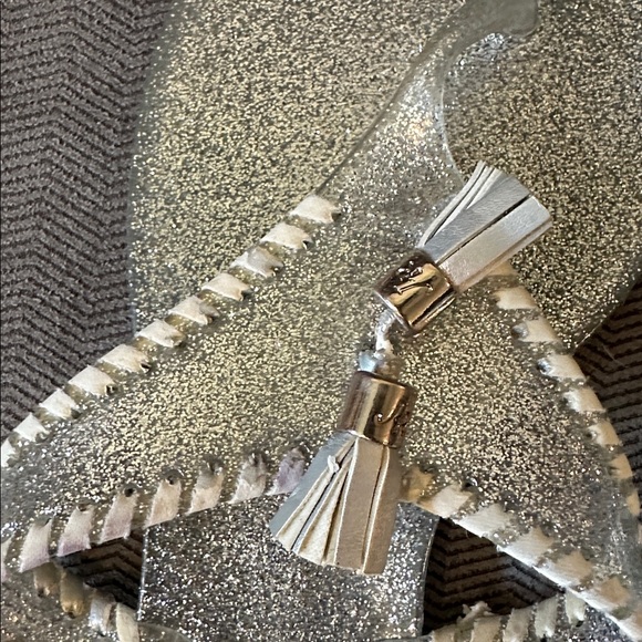 Jack Rogers- Silver Jelly Sandals - Picture 3 of 4